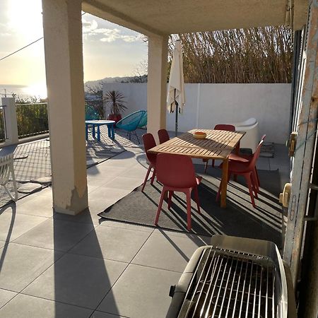Superbe Terrasse Avec Vue Panoramique Sur La Mer Marseille Luaran gambar