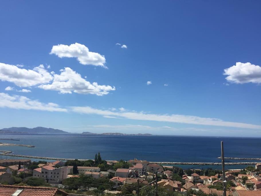 Superbe Terrasse Avec Vue Panoramique Sur La Mer Marseille Luaran gambar